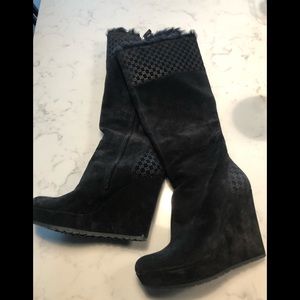 Gucci signature web boot